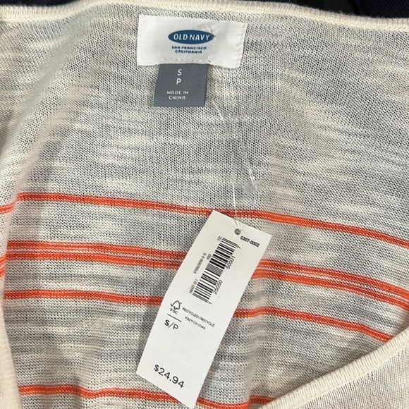 NEW Old Navy Striped Sweater Size Small - Picture 2 of 2